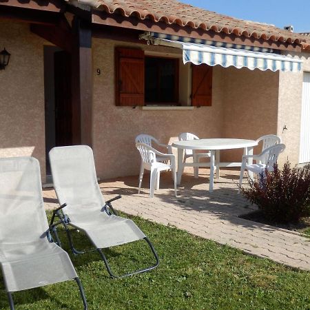 Pretty Villa With Above Ground Pool Saint-Genies-de-Fontedit Extérieur photo