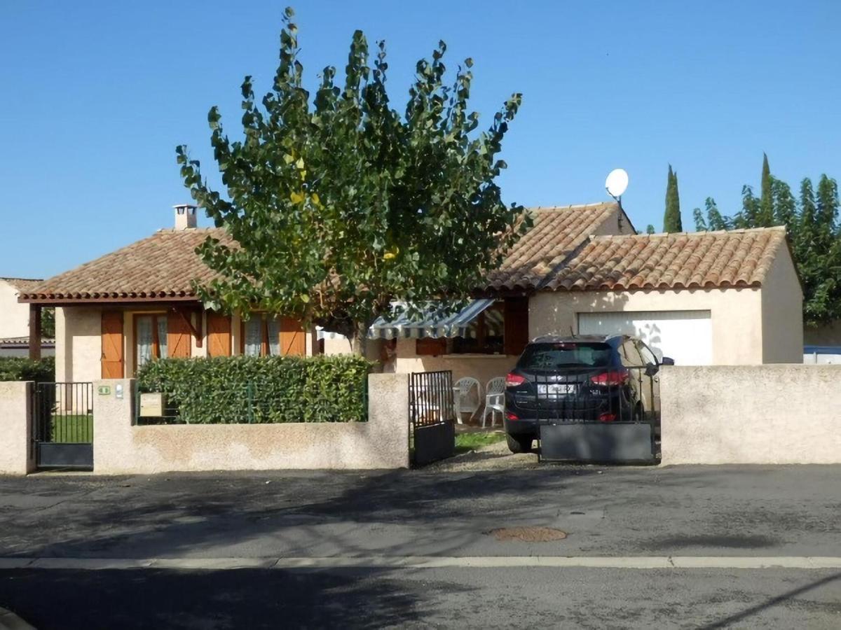 Pretty Villa With Above Ground Pool Saint-Genies-de-Fontedit Extérieur photo